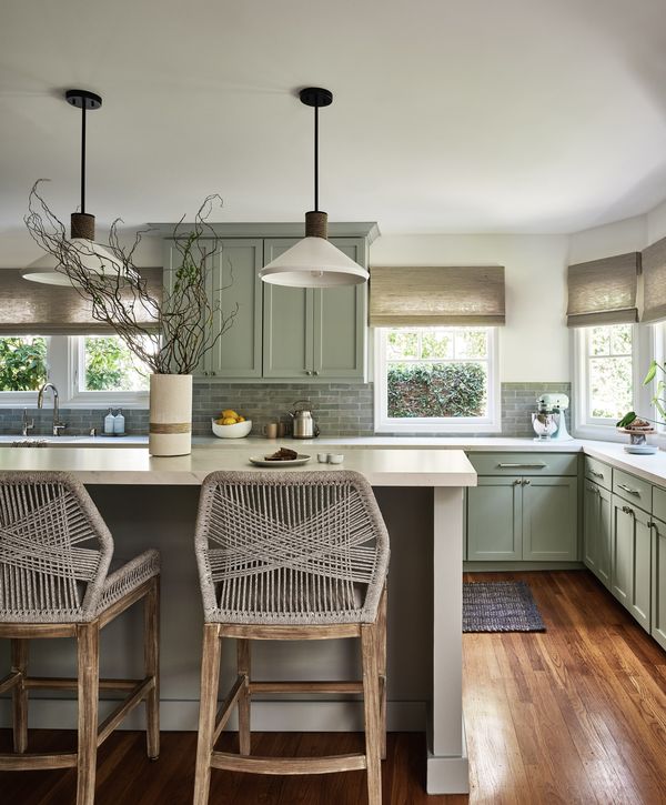 933Sunnyhills_Kitchen_01.jpg